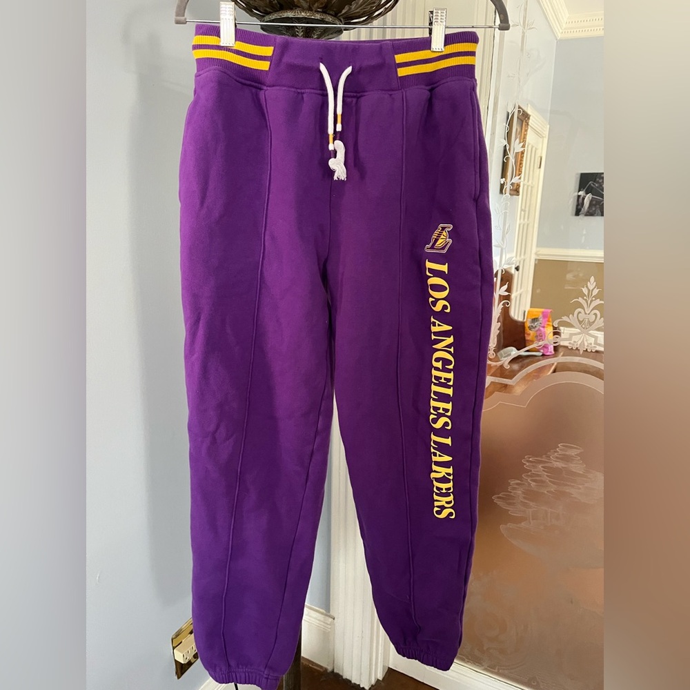 Los Angeles New Era jogging pants size small